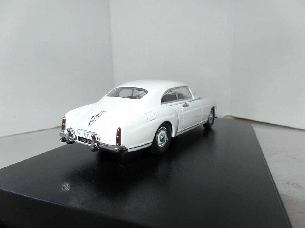 BCF003 Oxford Diecast Olympic White Bentley CONTINENTAL 1 43rd for sale online 